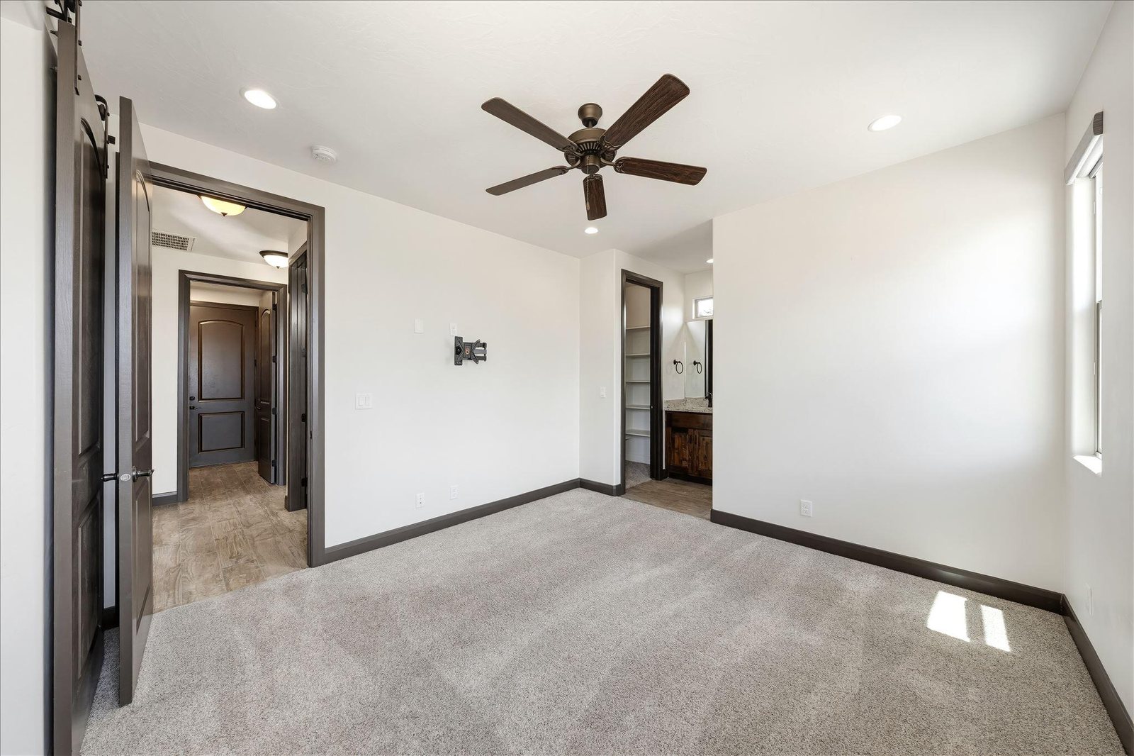 Comfortable secondary bedroom — 313 W Peridot Dr, Washington, UT 84780