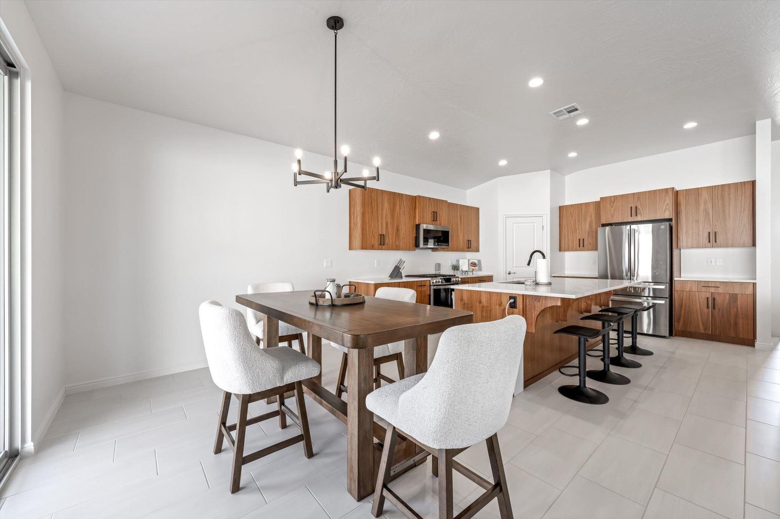 Dining open to the kitchen — 460 S Bracciano Dr, St. George, UT 84770